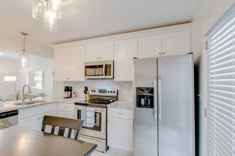 6319 Thunderbird Dr #NA - Photo 2 of 23