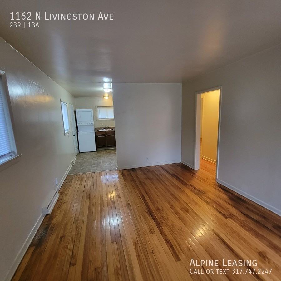 1162 N Livingston Ave - Photo 4 of 6