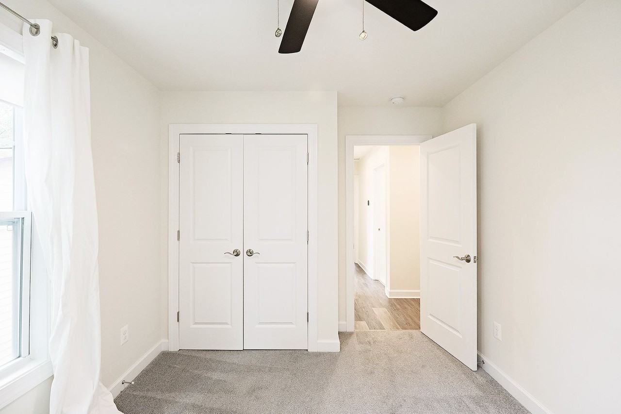 126 Longwood Dr #C - Photo 7 of 13