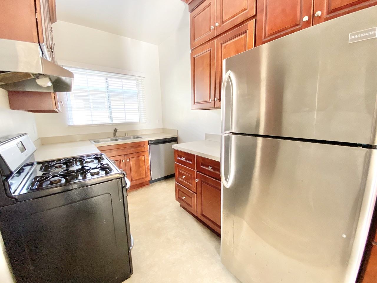 1139 S Oakhurst Dr #A - Photo 2 of 13