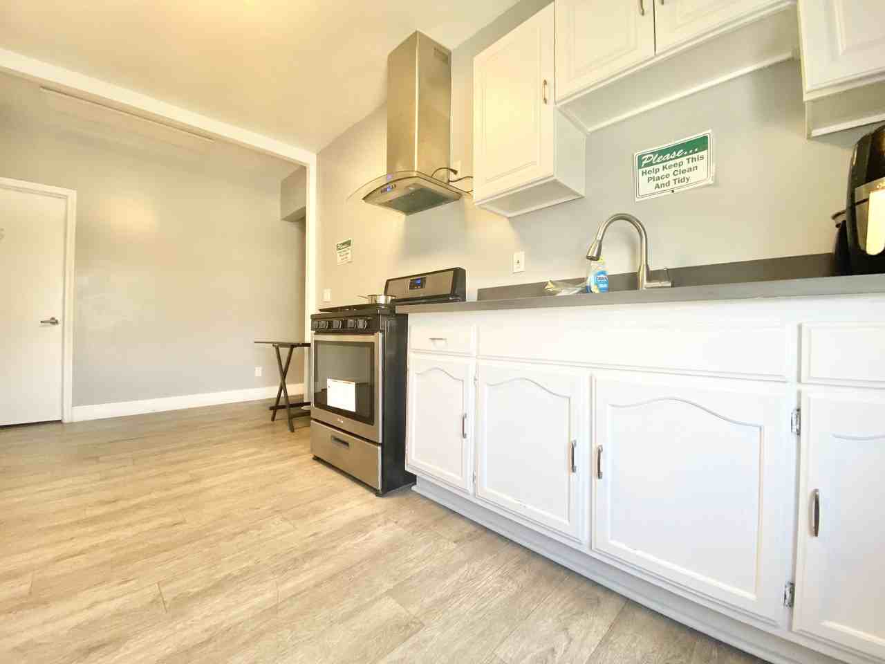 436 E Avenue 28 #1-2 - Photo 2 of 7