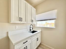 featured image of 1318 S Pacific Ave #28