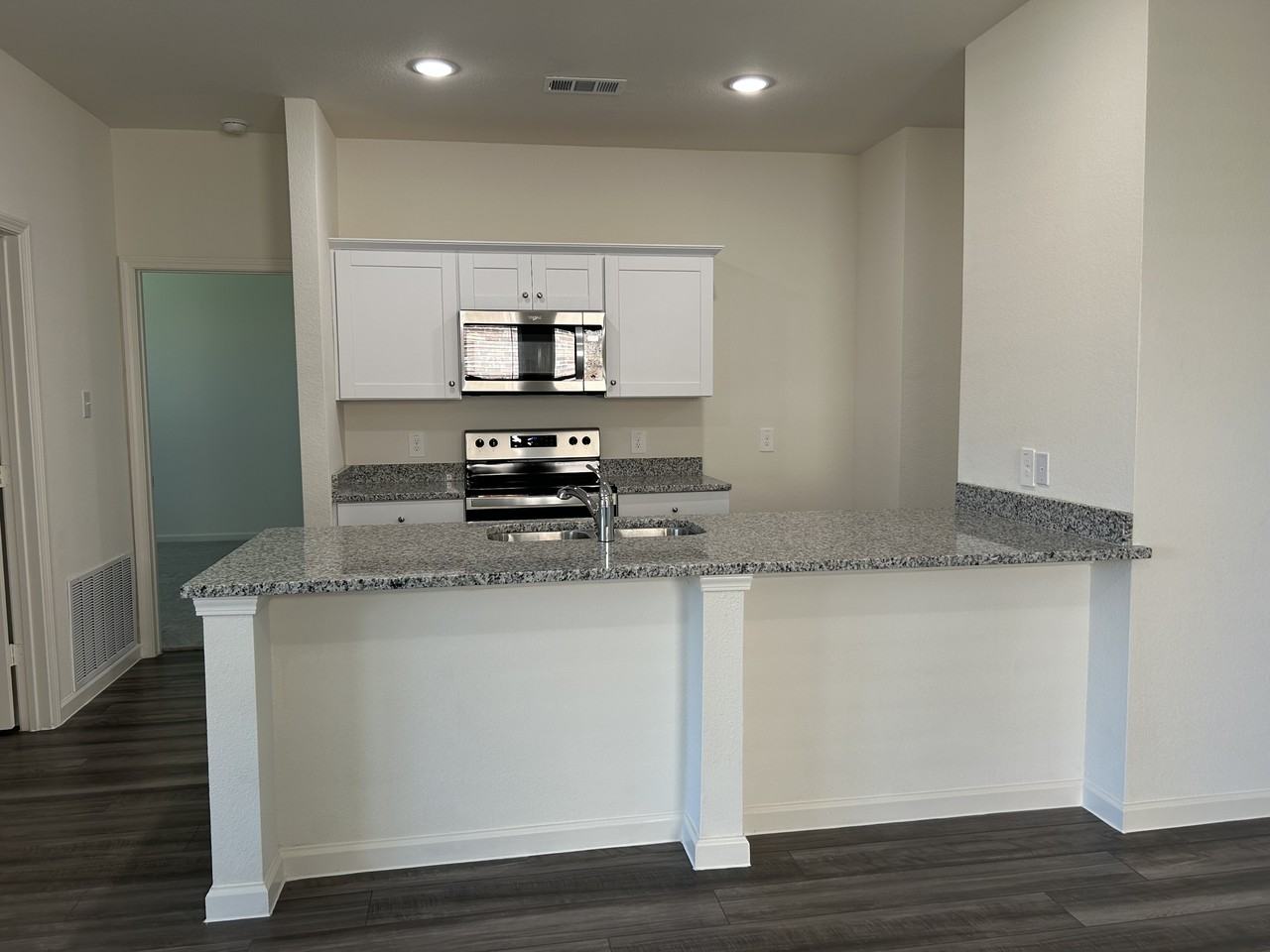 778 Yorkshire Dr #NA - Photo 6 of 20