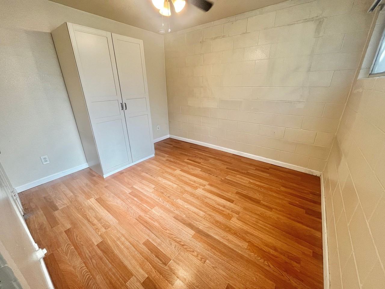 4665 Cherokee Ave - Photo 7 of 10