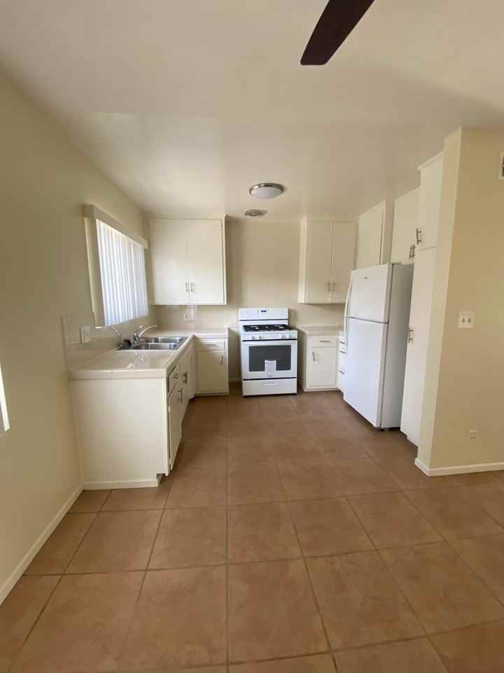 4025 Coco Ave #18 - Photo 2 of 14