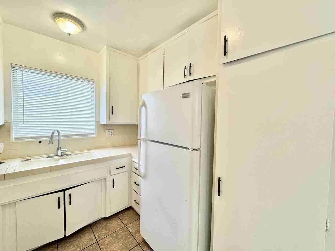 214 E Hazel St #2A - Photo 3 of 8