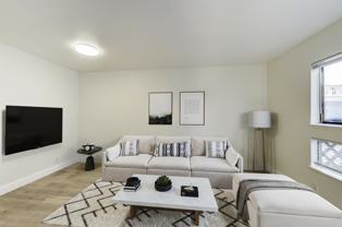 1421 38th Ave #B - Photo 1 of 1