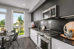 200 N Toluca St #509 - Photo 1 of 1