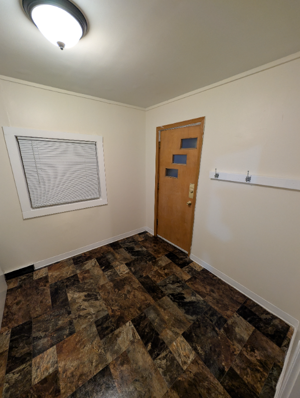 306 Grove St - Photo 2 of 20
