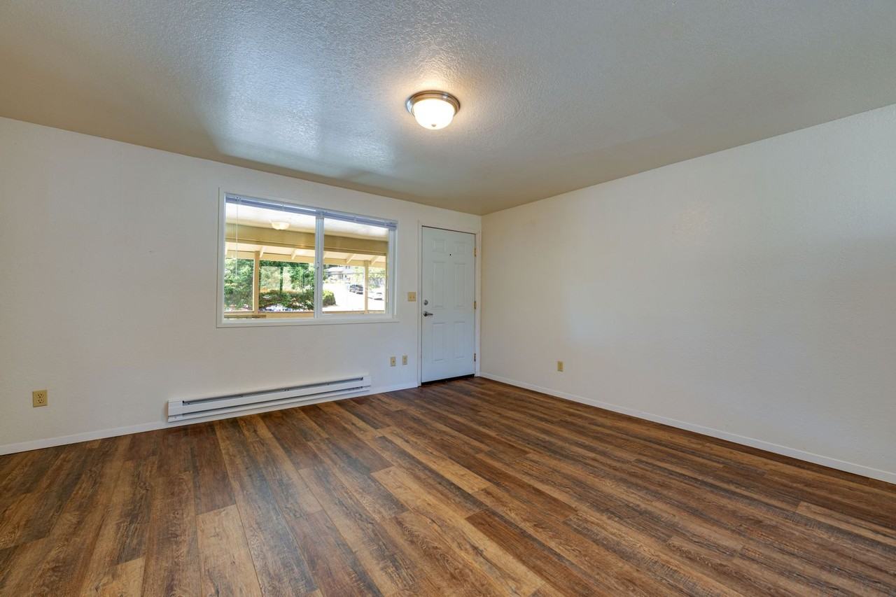 Alderwood Apartments - Photo 4 of 12