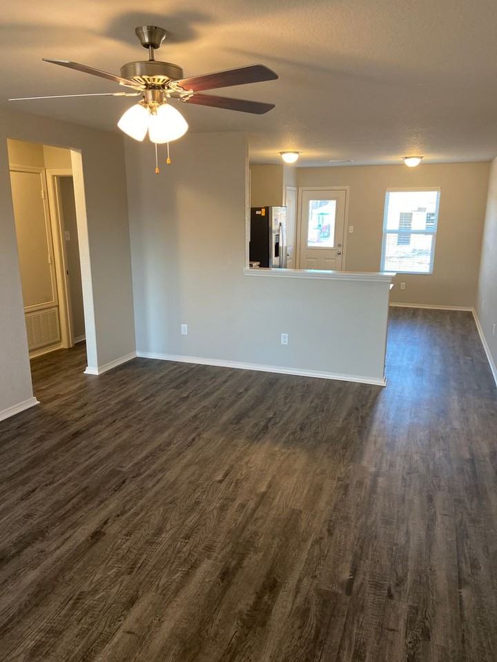 1610 Raden St - Photo 5 of 19