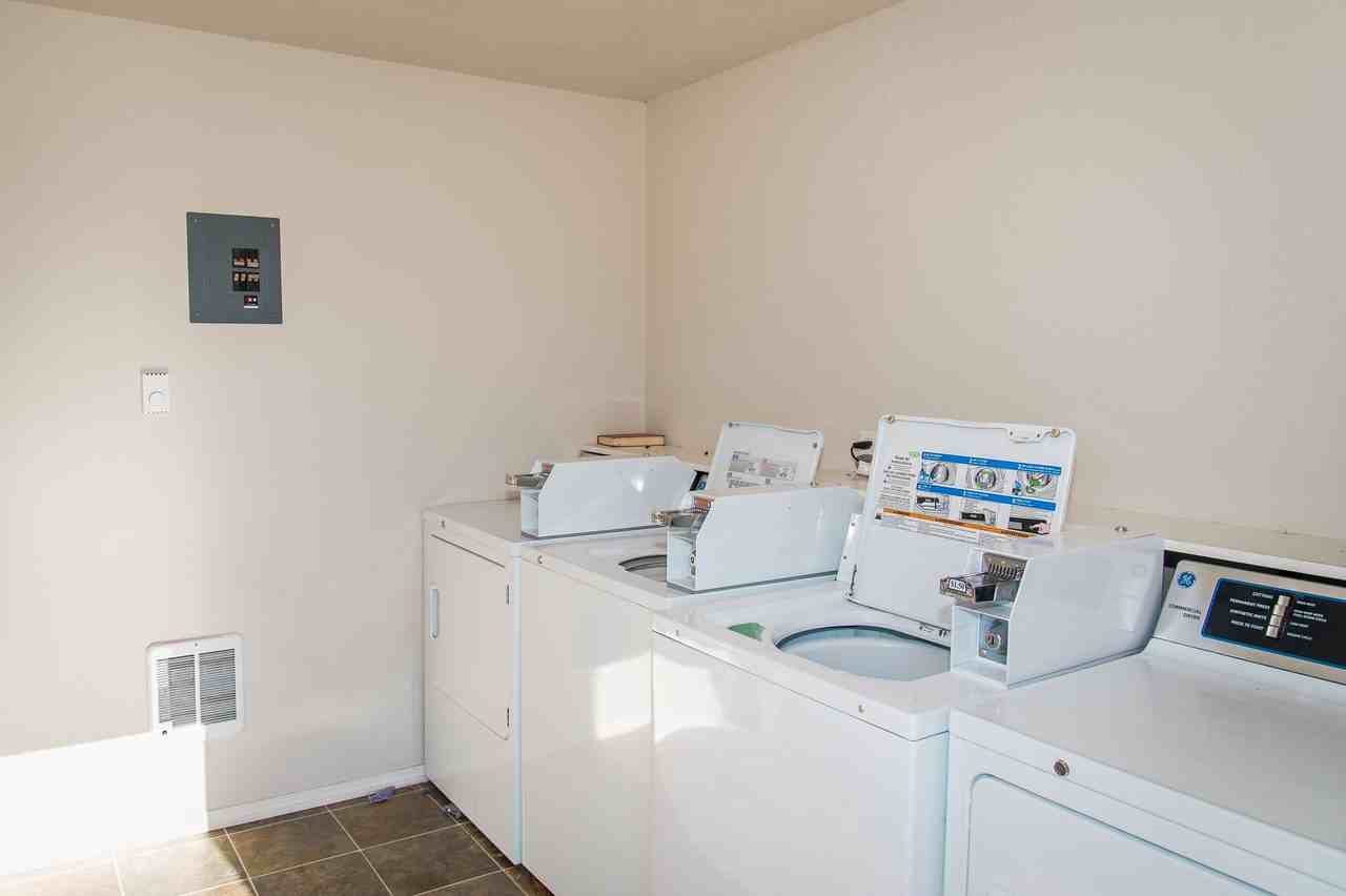 108 Baker Street Apartments - Photo 2 of 2