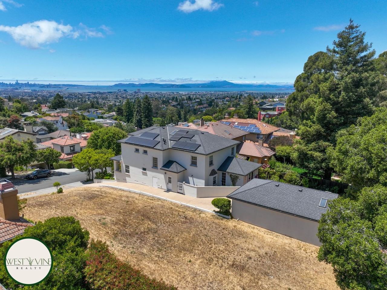 38 Sheridan Rd - Photo 2 of 21