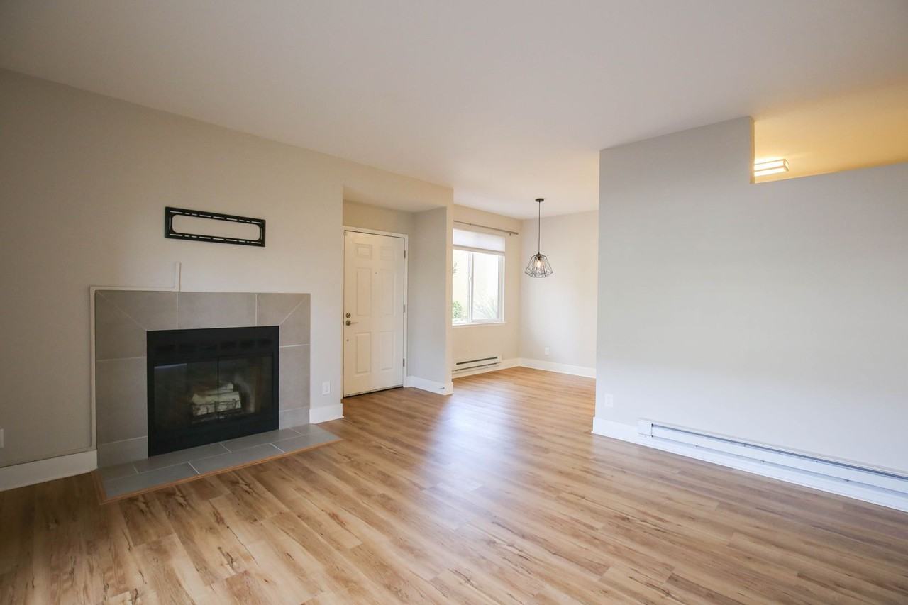 155 Schooner Ct - Photo 4 of 25