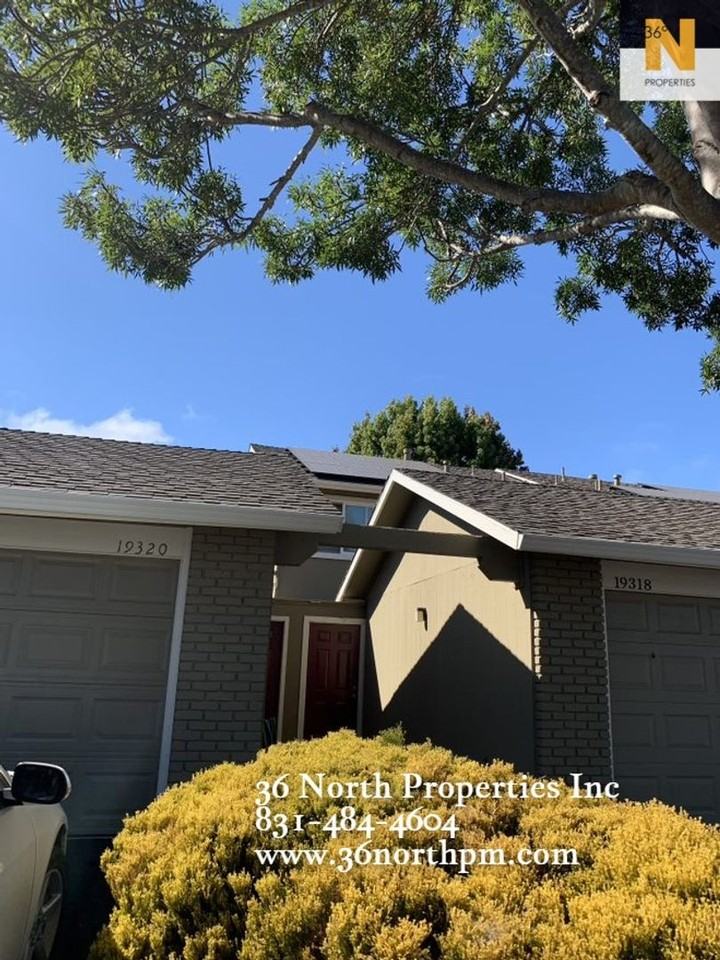 19320 Creekside Cir - Photo 2 of 26