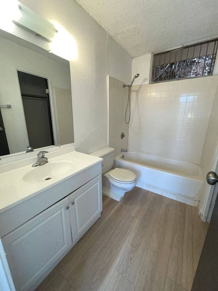 95-065 Waikalani Dr - Photo 4 of 8