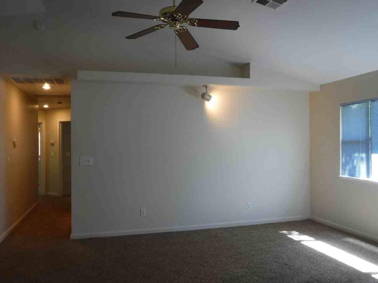 155 Danbury Dr - Photo 3 of 21