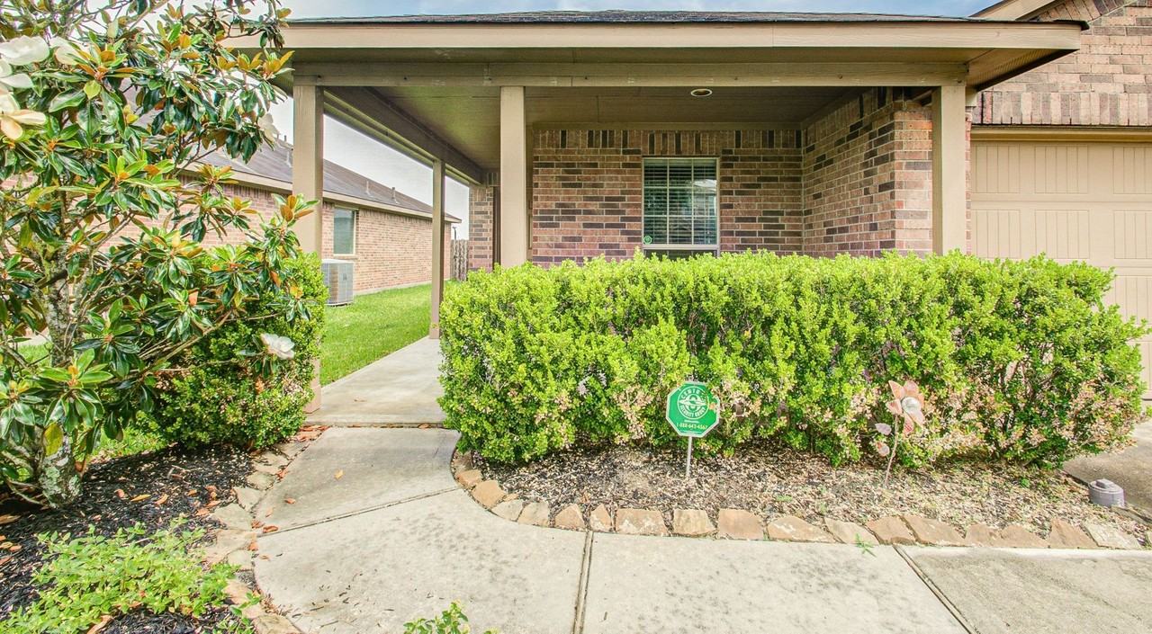 3106 Cambridge Meadows Ln - Photo 2 of 29