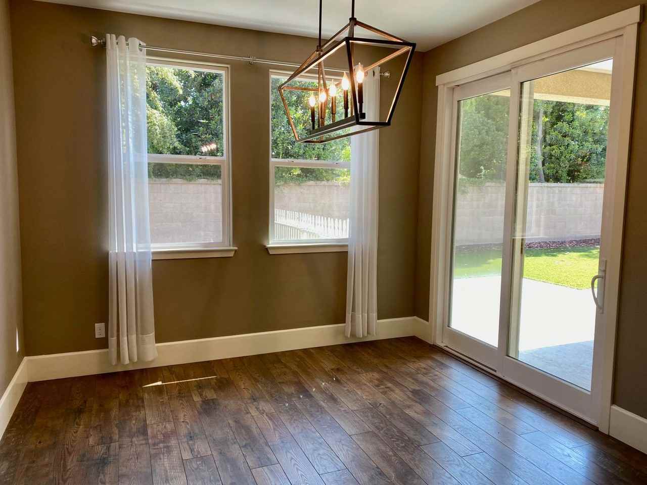 3436 Trenton Ln - Photo 4 of 25