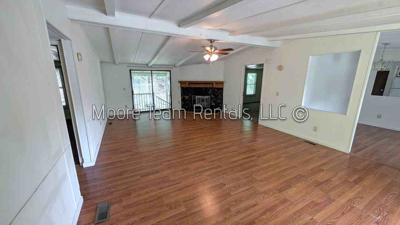 5399 Greenville Hwy - Photo 6 of 17