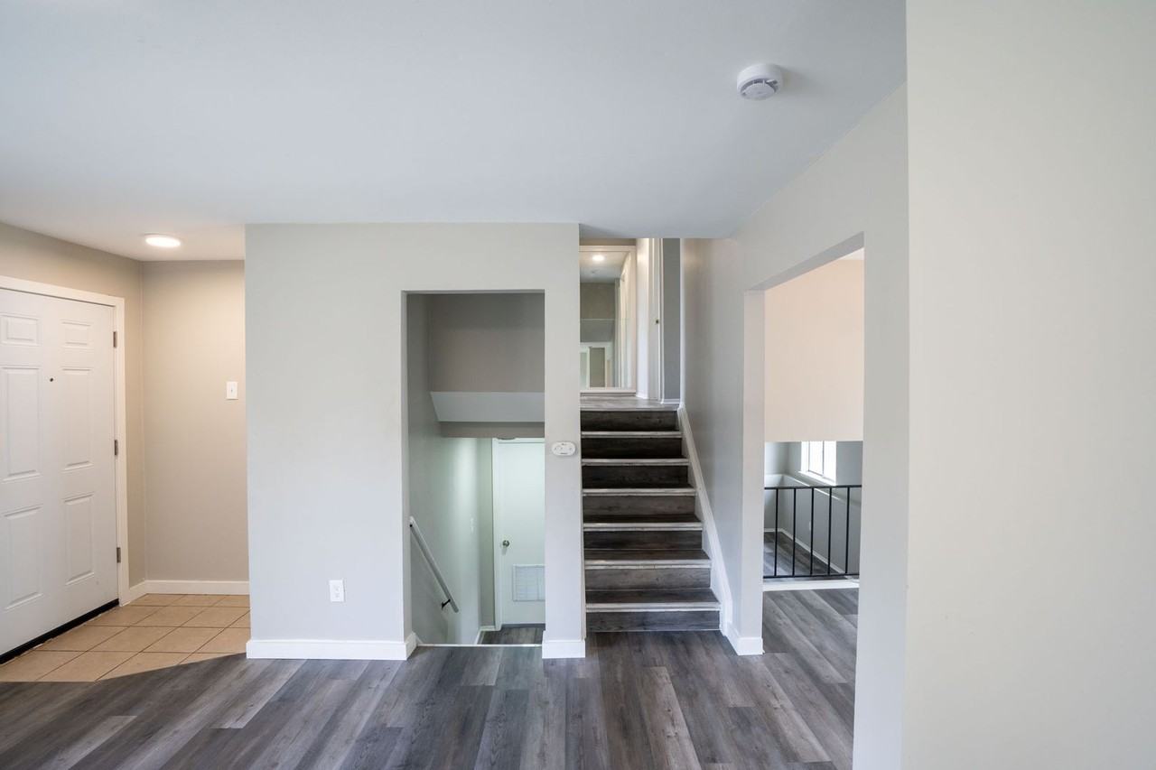 15841 Dort St - Photo 7 of 28