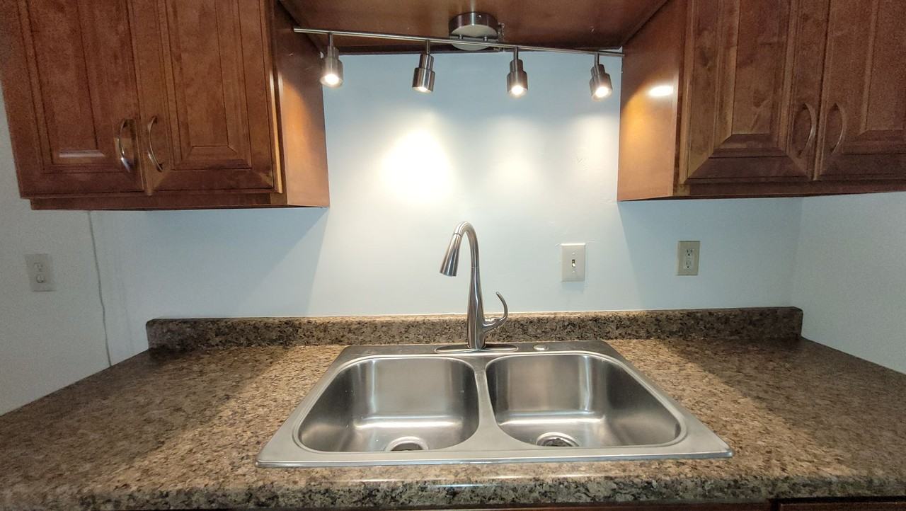 1245 Lyons Ln - Photo 7 of 19