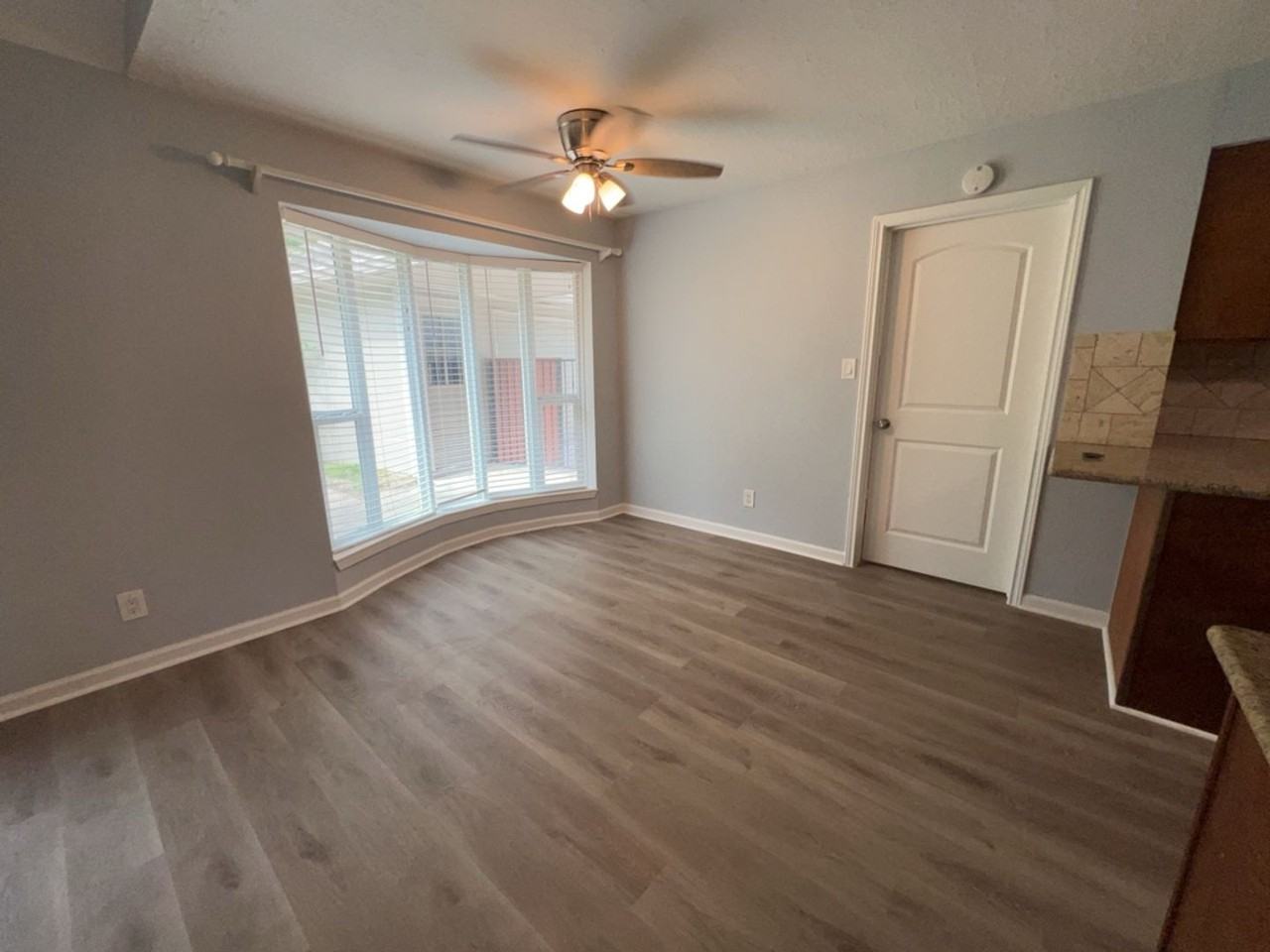 27226 West Pyeatt Lane - Photo 7 of 25