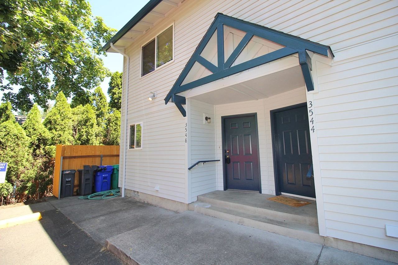 3534 3534 - 3548 NE 102nd Ave - Photo 2 of 25