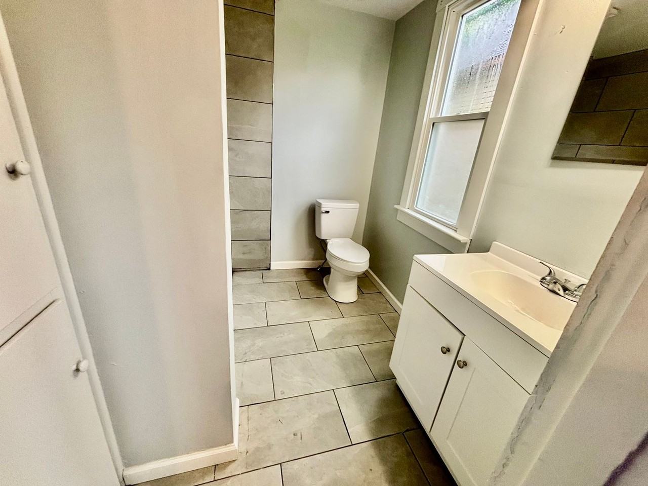 712 Vine St - Photo 7 of 18