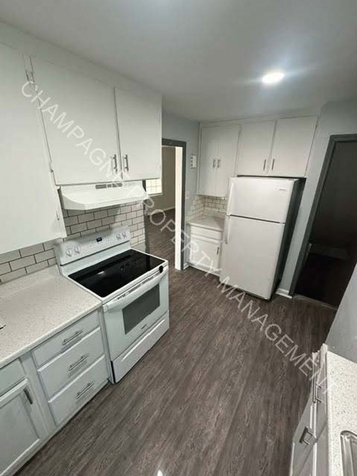 5400 Swope Pkwy - Photo 6 of 20