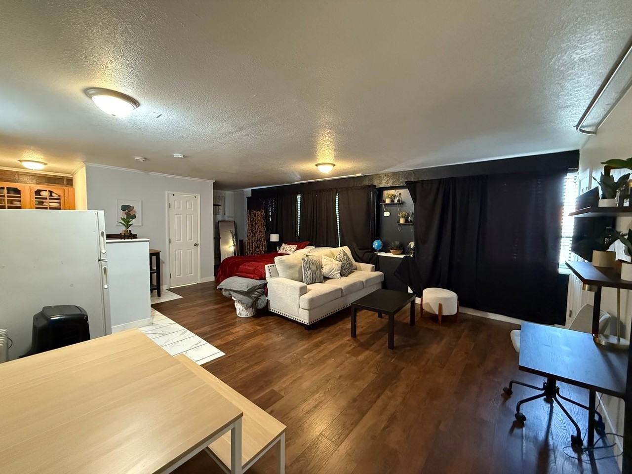 1759 S Broadway - Photo 2 of 11
