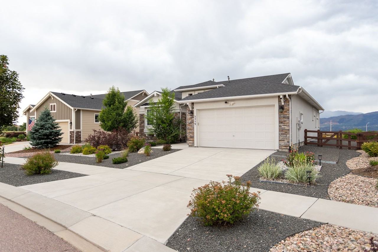 3259 Red Cavern Rd - Photo 2 of 50