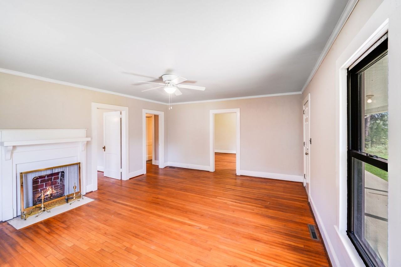 5135 Tucker Ave - Photo 3 of 25