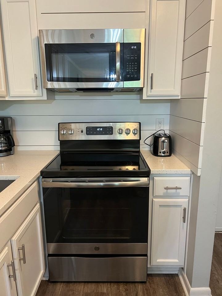 45 Folly Field Rd #4J - Photo 5 of 29