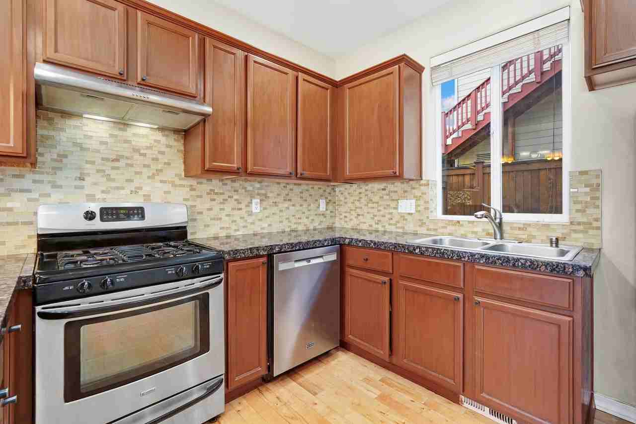 24045 40th Ln Se - Photo 3 of 9