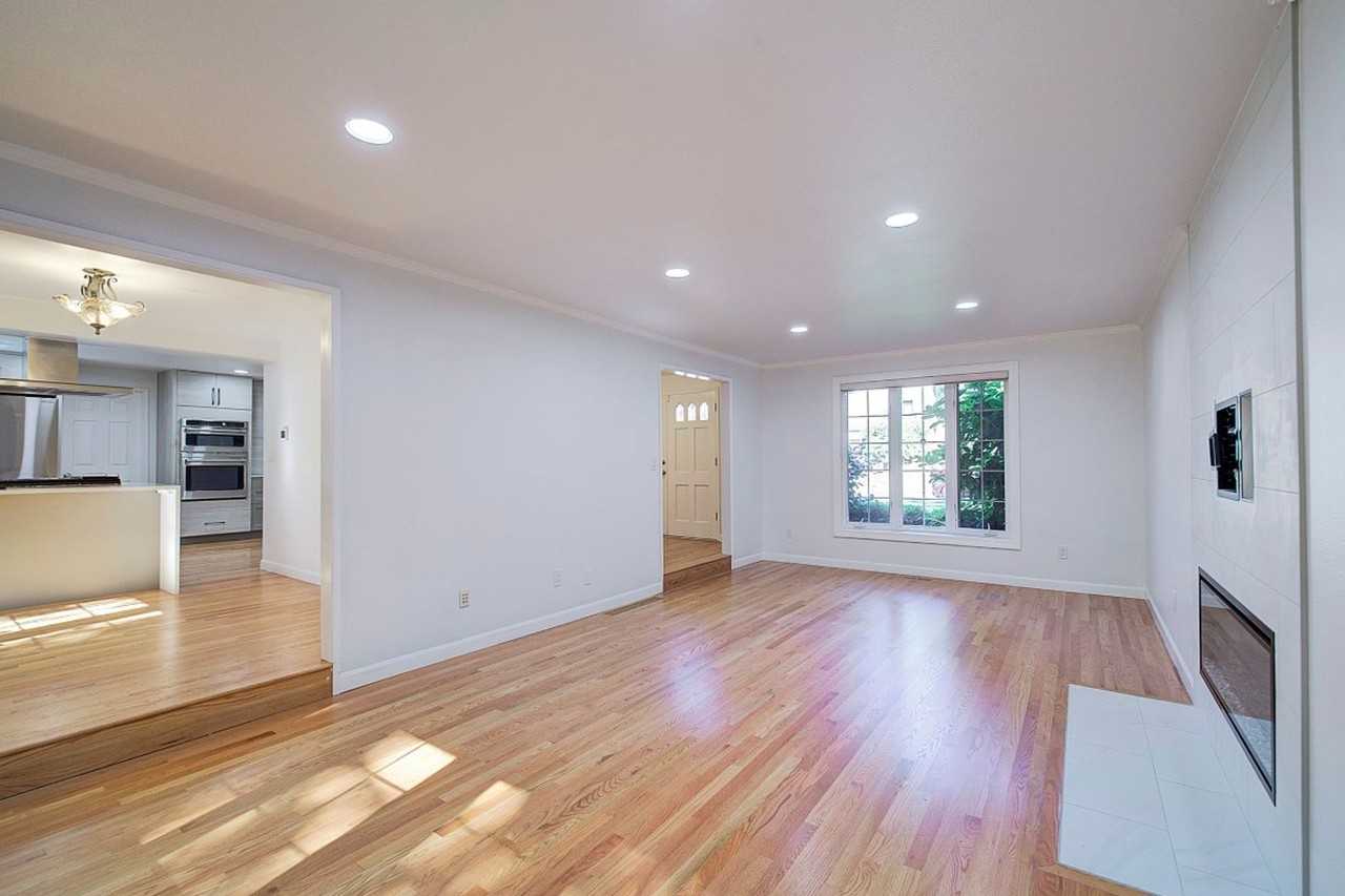 6741 81st Ave Se - Photo 6 of 34