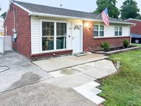 720 Macdonald Rd - Photo 1 of 1