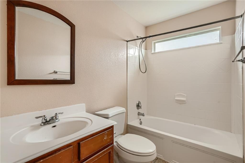 160 Wildfire Cv - Photo 5 of 9