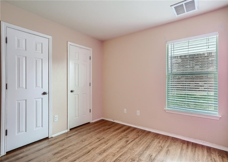 160 Wildfire Cv - Photo 6 of 9