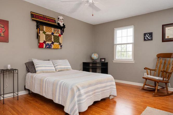 1525 Palm Ct - Photo 3 of 15