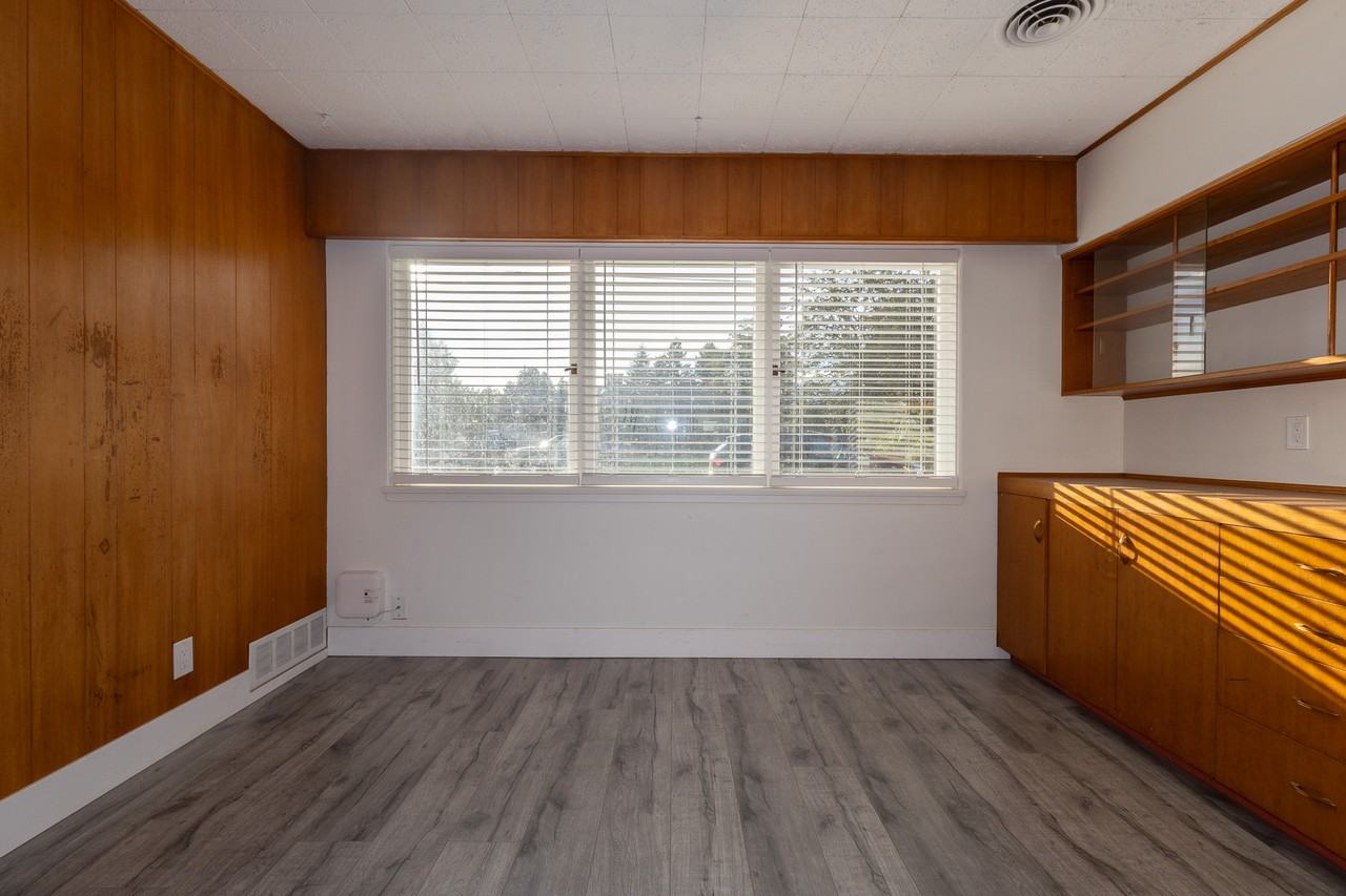 32956 6th Ave - Photo 7 of 34