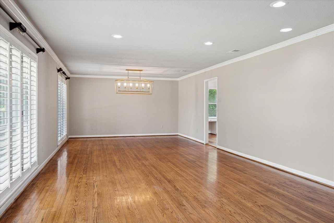 6441 Linden Ln - Photo 2 of 16