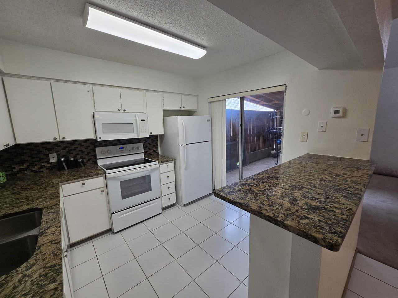 214 Village North Dr - Photo 3 of 14