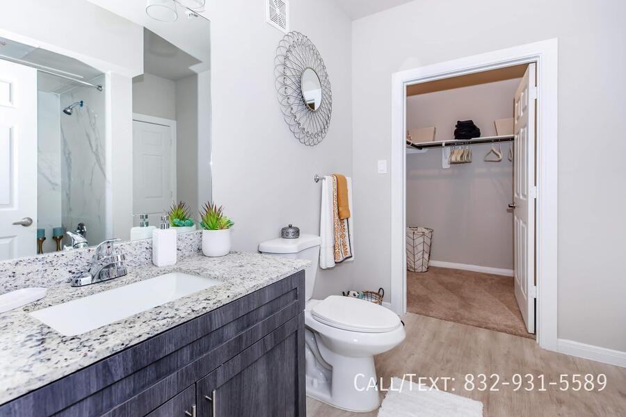 10497 Jones Rd #AASY - Photo 5 of 9