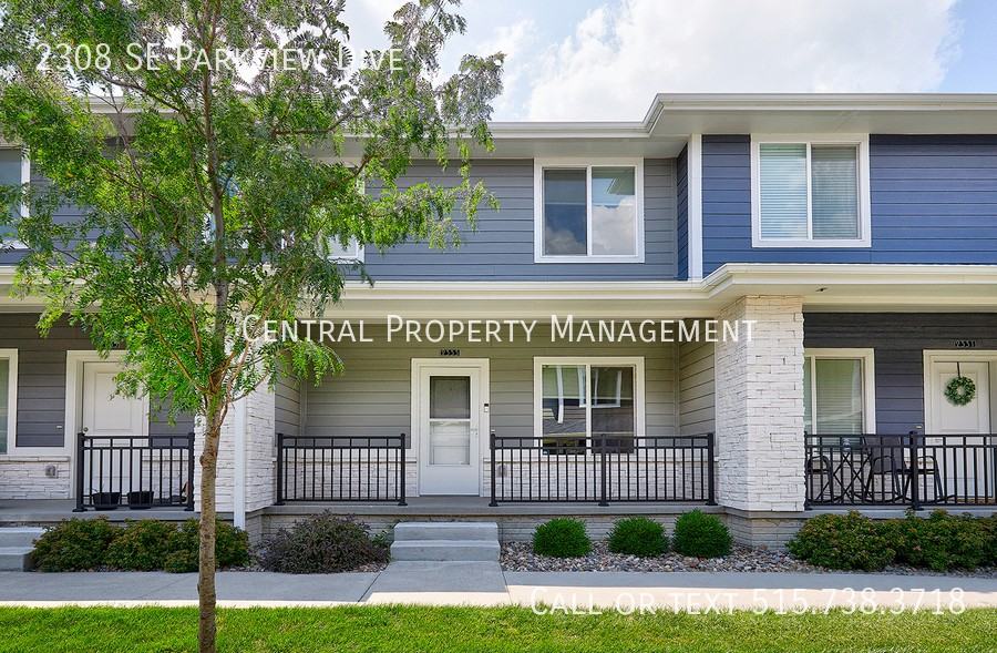 PARKVIEW DIVE & - Photo 2 of 25