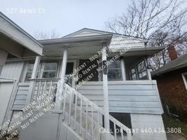 featured image of 527 Akins Ct