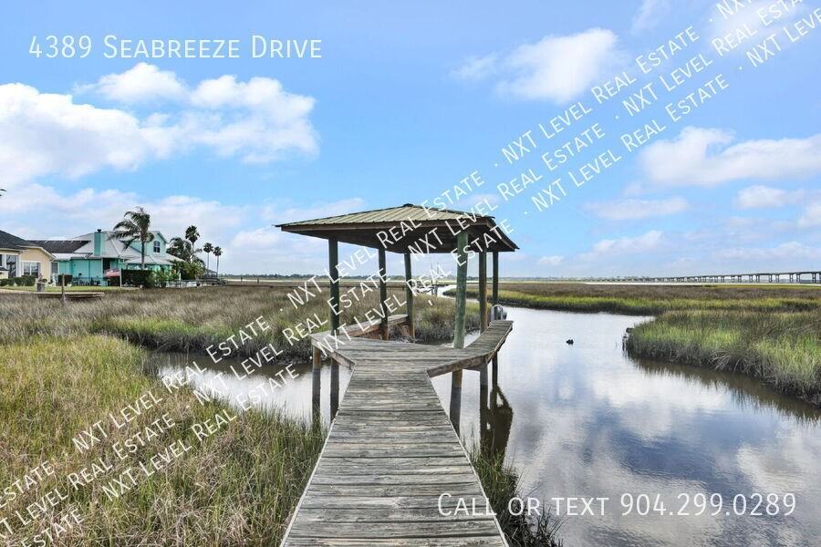 4389 Seabreeze Dr - Photo 3 of 38