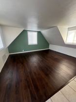 1131 E Whiting 1/2 - Photo 1 of 1