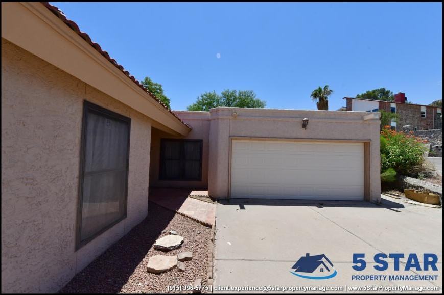 3212 Canyon Point Ln - Photo 3 of 10