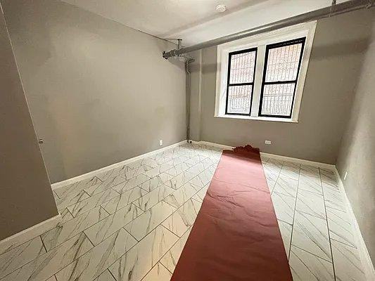 3043 Villa Ave - Photo 2 of 6